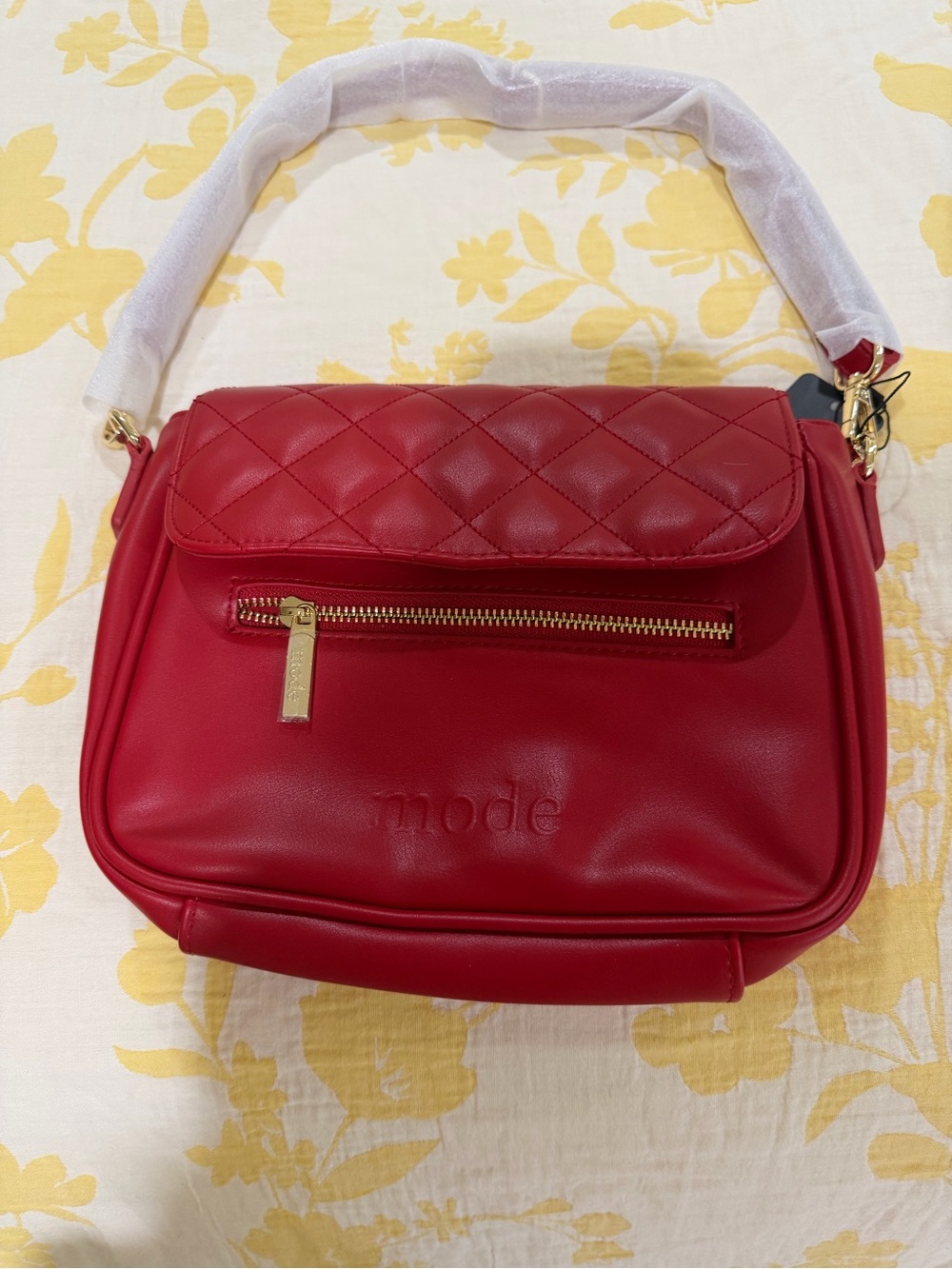 Mode Quilted Flap Crossbody Bag in Red